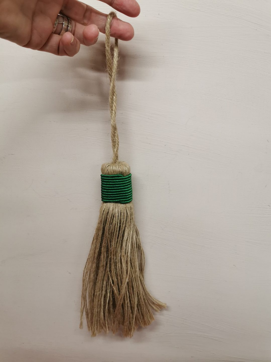 Pompons en jute pour poignées ou clés – Image 2