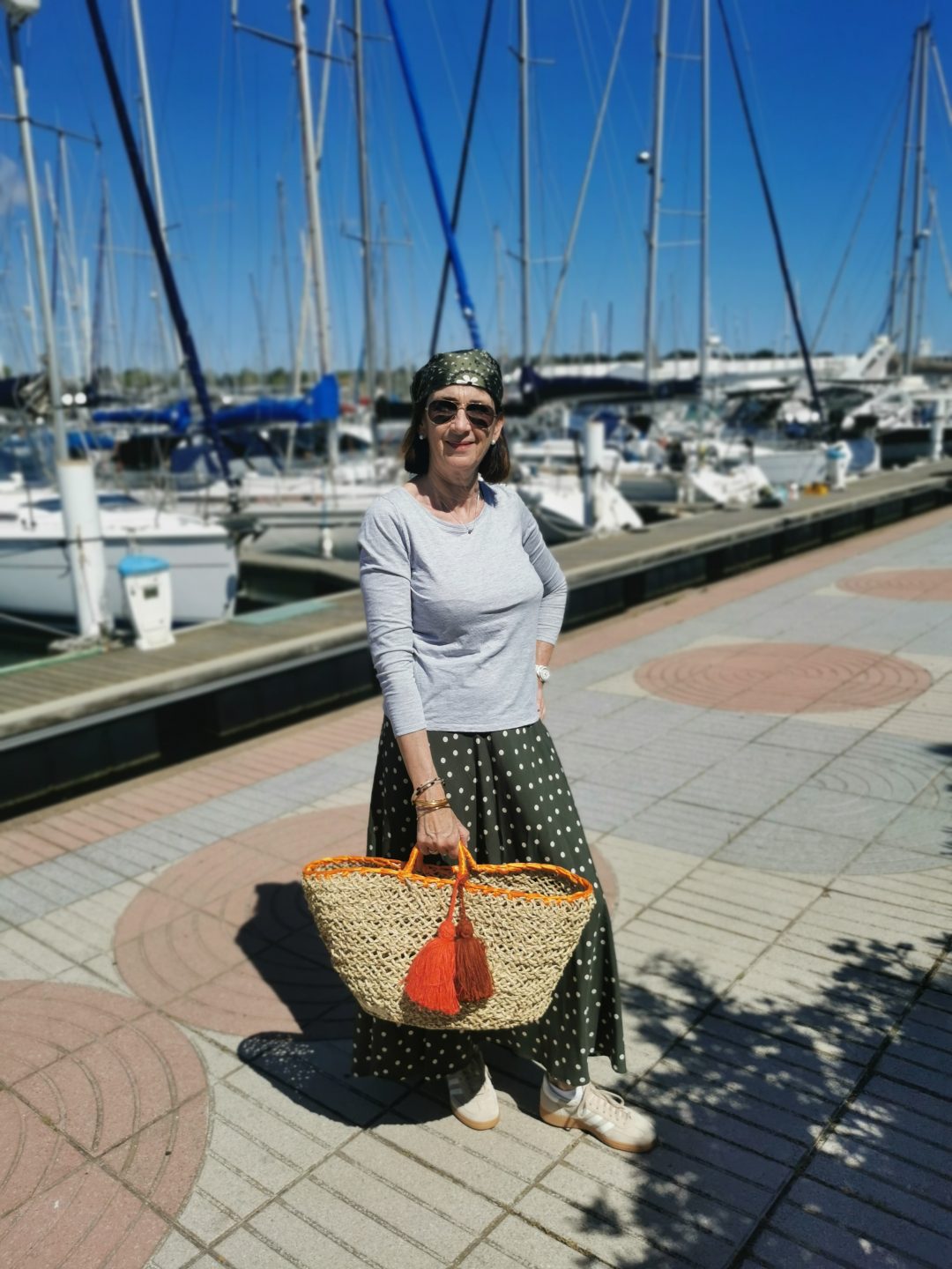 Panier pompons orangé – Image 3